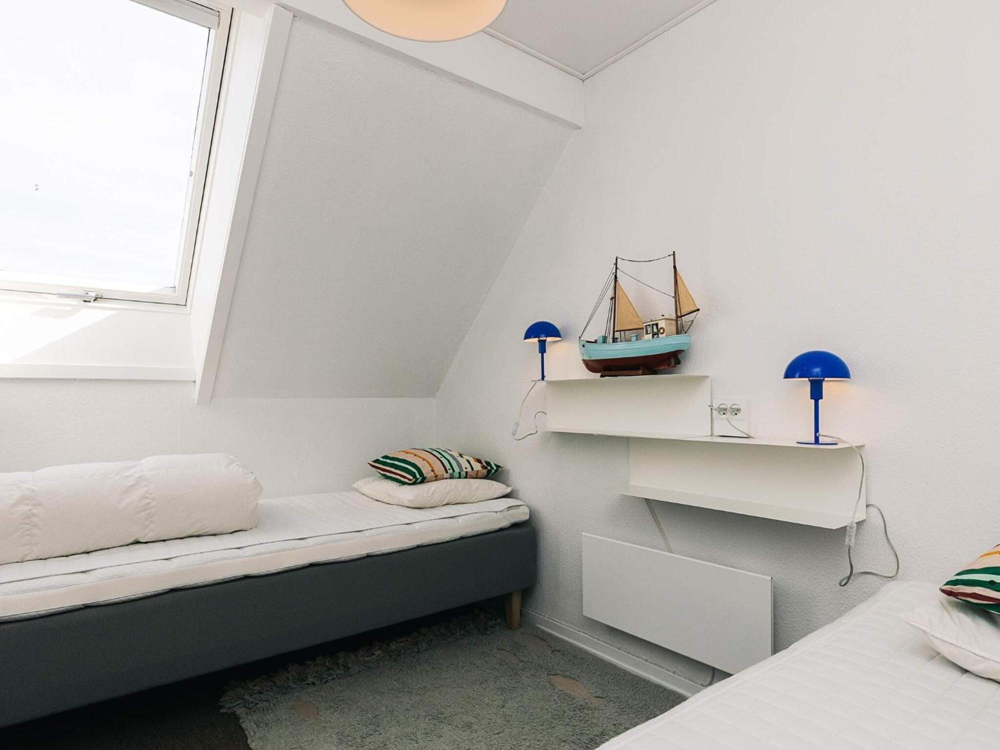 4 Person Holiday Home In 보어 외부 사진